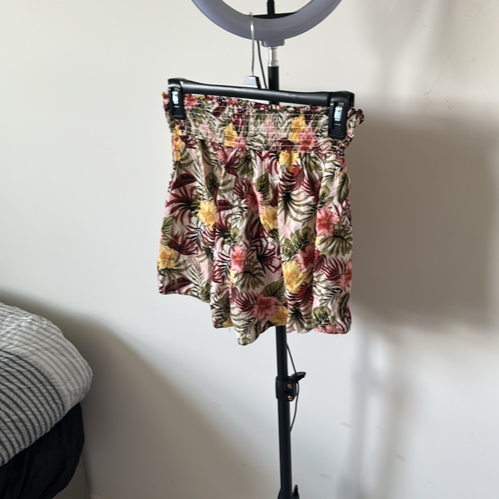 sale Truth Theory Floral Tropical Print Shorts